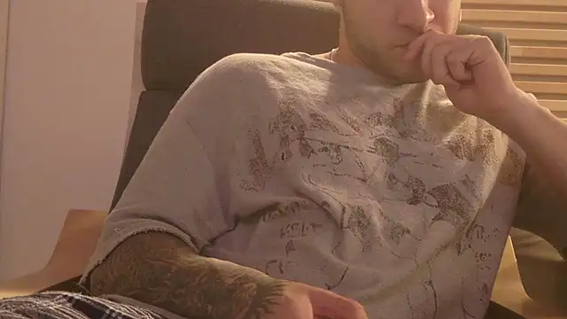 KevinWolf777 online show from March 16, 2026, 3:14 am