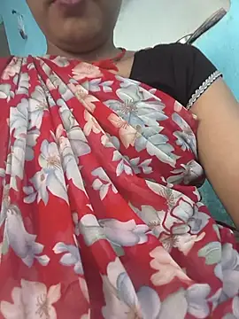 Snapshot of Ragni_bhargav chatting on July 15, 2026, 1:07 pm Ragni bhargav online show from July 15, 2026, 1:07 pm