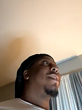 thick8boi6 online show from November 22, 2025, 7:29 am