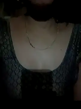Snapshot of diksha--s chatting on February 22, 2026, 8:32 pm diksha--s online show from February 22, 2026, 8:32 pm