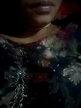 Snapshot of diksha--s chatting on May 20, 2026, 4:59 pm diksha--s online show from May 20, 2026, 4:59 pm