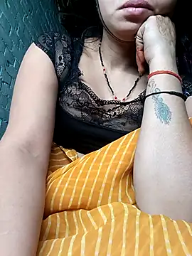 Snapshot of diksha--s chatting on January 7, 2026, 10:04 pm diksha--s online show from January 7, 2026, 10:04 pm