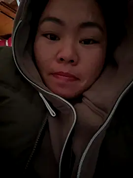 panda-bae online show from November 20, 2025, 2:12 am