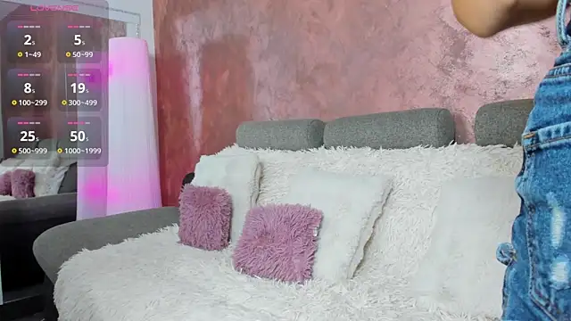 InnesKay online show from October 28, 2025, 6:56 am