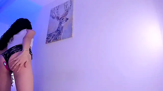 Snapshot of Divine_Madeleine chatting on February 28, 2026, 8:03 am Divine Madeleine online show from February 28, 2026, 8:03 am