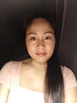 Snapshot of Spring-mky chatting on November 18, 2025, 6:39 am Spring-mky online show from November 18, 2025, 6:39 am