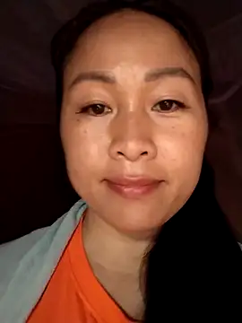 Snapshot of Spring-mky chatting on November 12, 2025, 5:00 am Spring-mky online show from November 12, 2025, 5:00 am