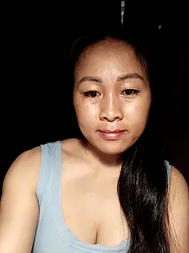 Snapshot of Spring-mky chatting on November 14, 2025, 2:26 am Spring-mky online show from November 14, 2025, 2:26 am