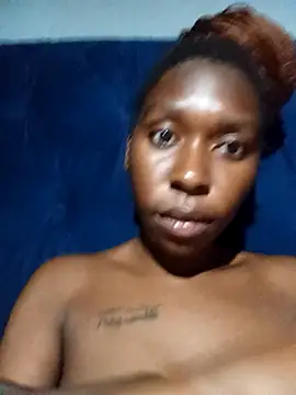 sexysmalldaily04 online show from November 18, 2025, 5:05 pm