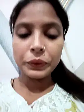 Anshika1431 online show from October 24, 2025, 4:22 am