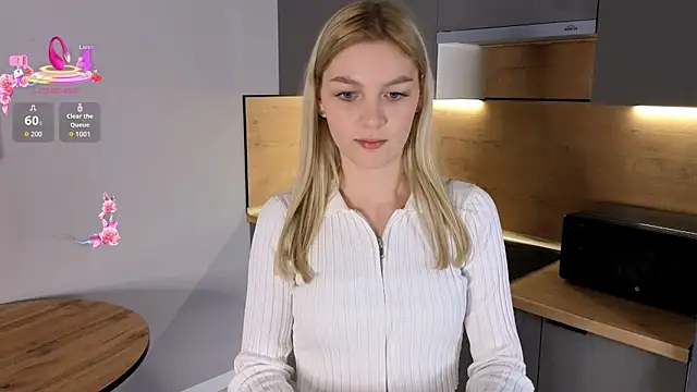 Susan Sanders  online show from November 30, 2025, 2:07 pm