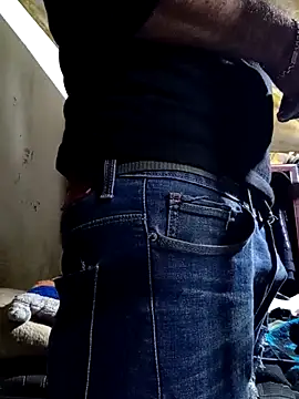 Snapshot of Cogelonregio chatting on November 11, 2025, 4:07 am Cogelonregio online show from November 11, 2025, 4:07 am