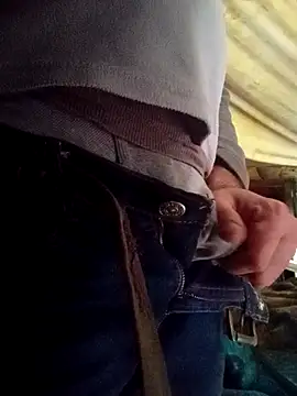 Snapshot of Cogelonregio chatting on December 2, 2025, 8:21 pm Cogelonregio online show from December 2, 2025, 8:21 pm