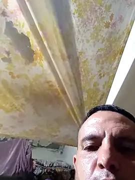 Snapshot of Cogelonregio chatting on November 22, 2025, 4:28 pm Cogelonregio online show from November 22, 2025, 4:28 pm