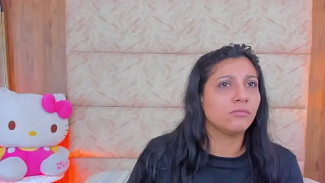 Antonella Russo1 online show from December 1, 2025, 1:12 pm