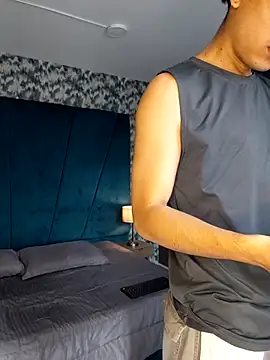 Aaron Eze online show from January 31, 2026, 8:29 pm