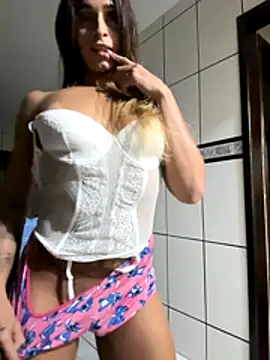 ninfetinha021 online show from October 16, 2025, 12:41 am
