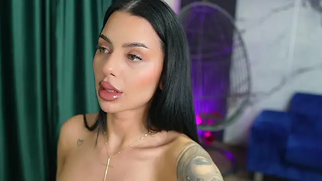 SpicyMaple  online show from November 5, 2025, 8:56 pm