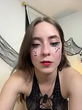 kit katt online show from October 30, 2025, 11:23 pm