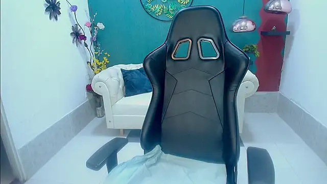 Miagreys1 online show from November 30, 2025, 11:22 am