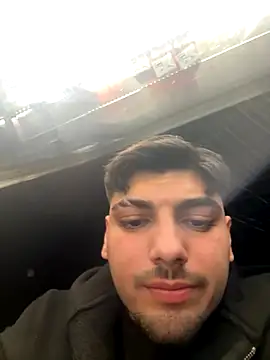 emir343475 online show from October 16, 2025, 10:18 pm