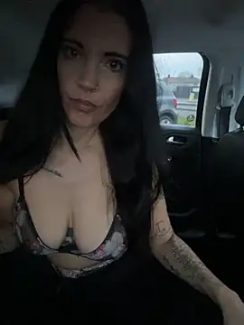 DarkestDreamxox online show from November 13, 2025, 7:23 am