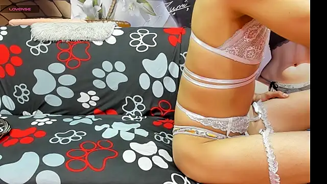 wild-cat-hot online show from October 30, 2025, 10:50 pm