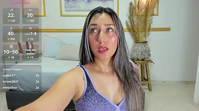 karlyy  online show from February 6, 2026, 7:21 pm