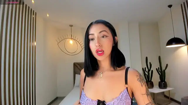 Snapshot of CelesteMoonX chatting on November 19, 2025, 2:00 am CelesteMoonX online show from November 19, 2025, 2:00 am