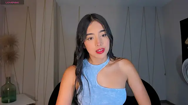 ScarlettBlaze  online show from February 26, 2026, 12:05 pm