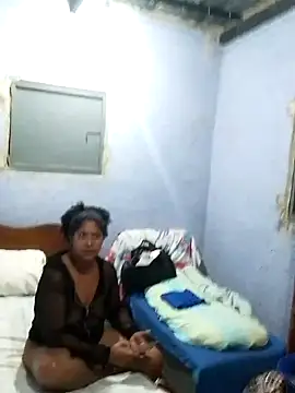 isabel and hekler online show from November 15, 2025, 2:15 am