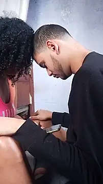 isabel and hekler online show from November 28, 2025, 11:21 am