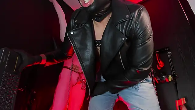 Master Connor BDSM online show from March 21, 2026, 12:23 am