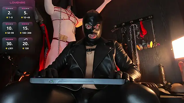 Master Connor BDSM online show from March 28, 2026, 12:00 am