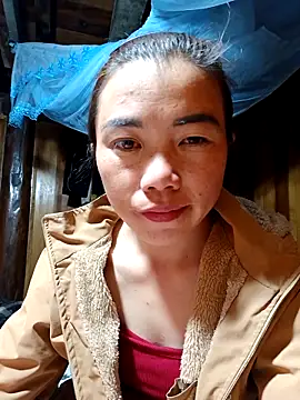 Snapshot of omai-ngot chatting on November 27, 2025, 1:00 pm omai-ngot online show from November 27, 2025, 1:00 pm