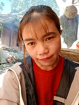 Snapshot of omai-ngot chatting on November 30, 2025, 2:45 am omai-ngot online show from November 30, 2025, 2:45 am