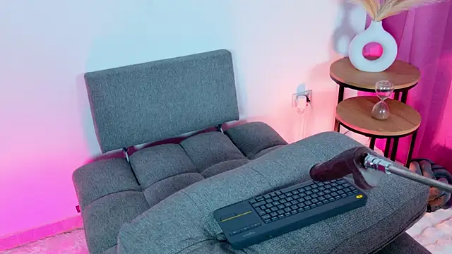 Celesttebloom   online show from October 30, 2025, 2:32 am