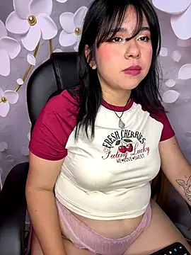 Snapshot of _Bella_7 chatting on October 25, 2025, 2:33 am Bella 7 online show from October 25, 2025, 2:33 am