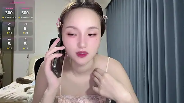 Momo-999 online show from November 30, 2025, 5:36 pm