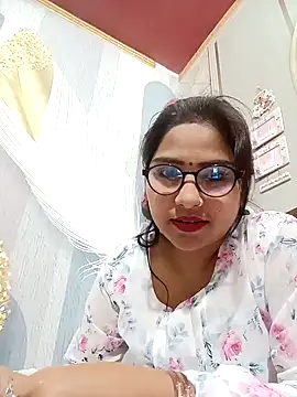 Snapshot of Vanshika1432 chatting on November 6, 2025, 5:00 am Vanshika1432 online show from November 6, 2025, 5:00 am