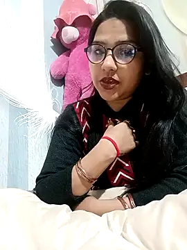 Snapshot of Vanshika1432 chatting on November 16, 2025, 3:11 am Vanshika1432 online show from November 16, 2025, 3:11 am