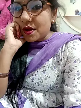 Snapshot of Vanshika1432 chatting on October 23, 2025, 3:49 am Vanshika1432 online show from October 23, 2025, 3:49 am