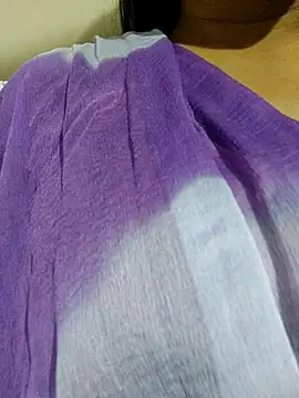 Snapshot of Vanshika1432 chatting on October 17, 2025, 5:48 pm Vanshika1432 online show from October 17, 2025, 5:48 pm