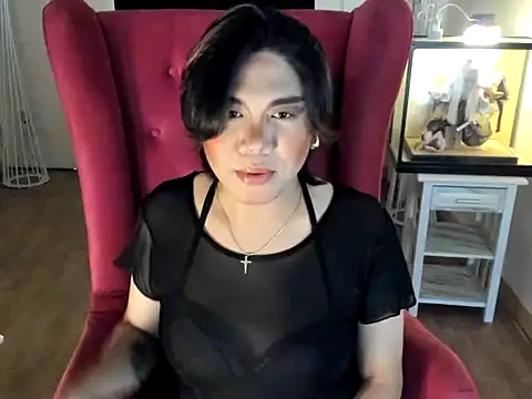 GoldenTs69 online show from November 5, 2025, 6:05 am