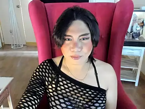 GoldenTs69 online show from November 14, 2025, 4:27 am