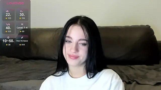 LexiSinnn online show from November 12, 2025, 6:17 am