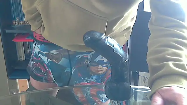 Ptitcouic online show from November 10, 2025, 11:48 am