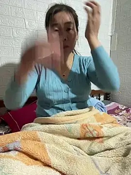 tabby-cat11 online show from January 10, 2026, 3:02 am