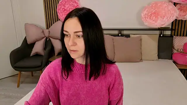 DitaNoir online show from February 11, 2026, 7:08 am