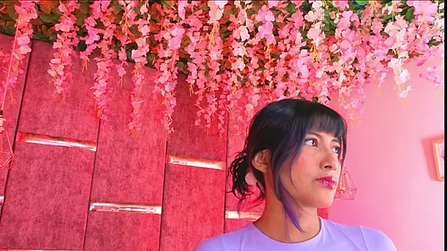 Snapshot of Rynka_ chatting on February 21, 2026, 4:03 am Rynka online show from February 21, 2026, 4:03 am